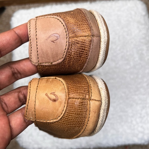 Olukai  Lino Brown Tan Leather  Slip On Women’s  Size 10 - Picture 2 of 5